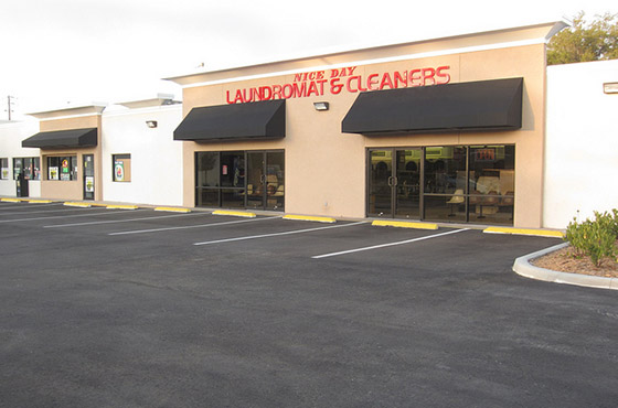 Nice Day Laundromat & Cleaners Exterior